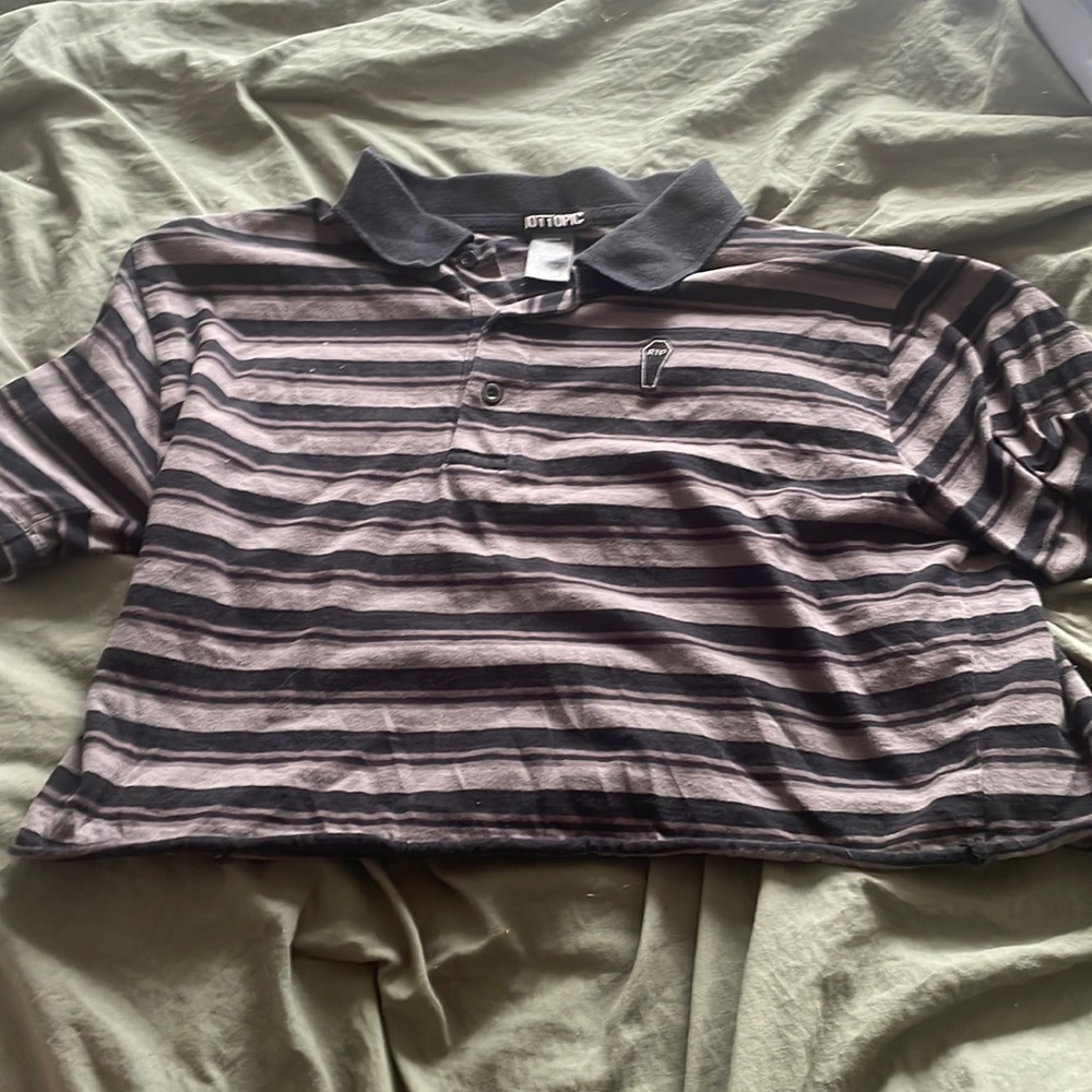 Hot Topic, size medium